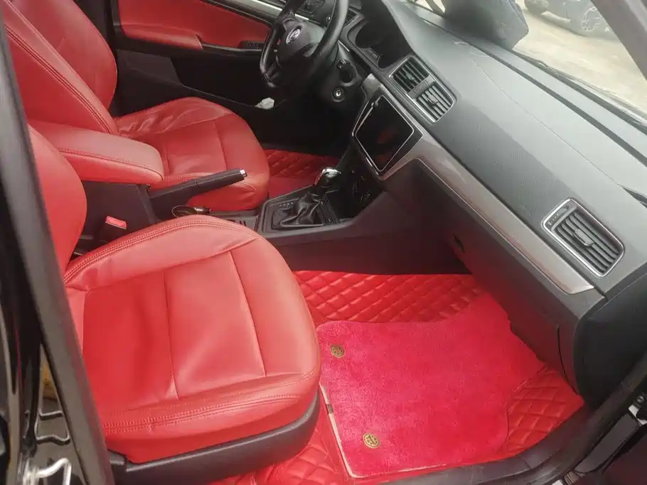 Volkswagen Lavida — миниатюра 8