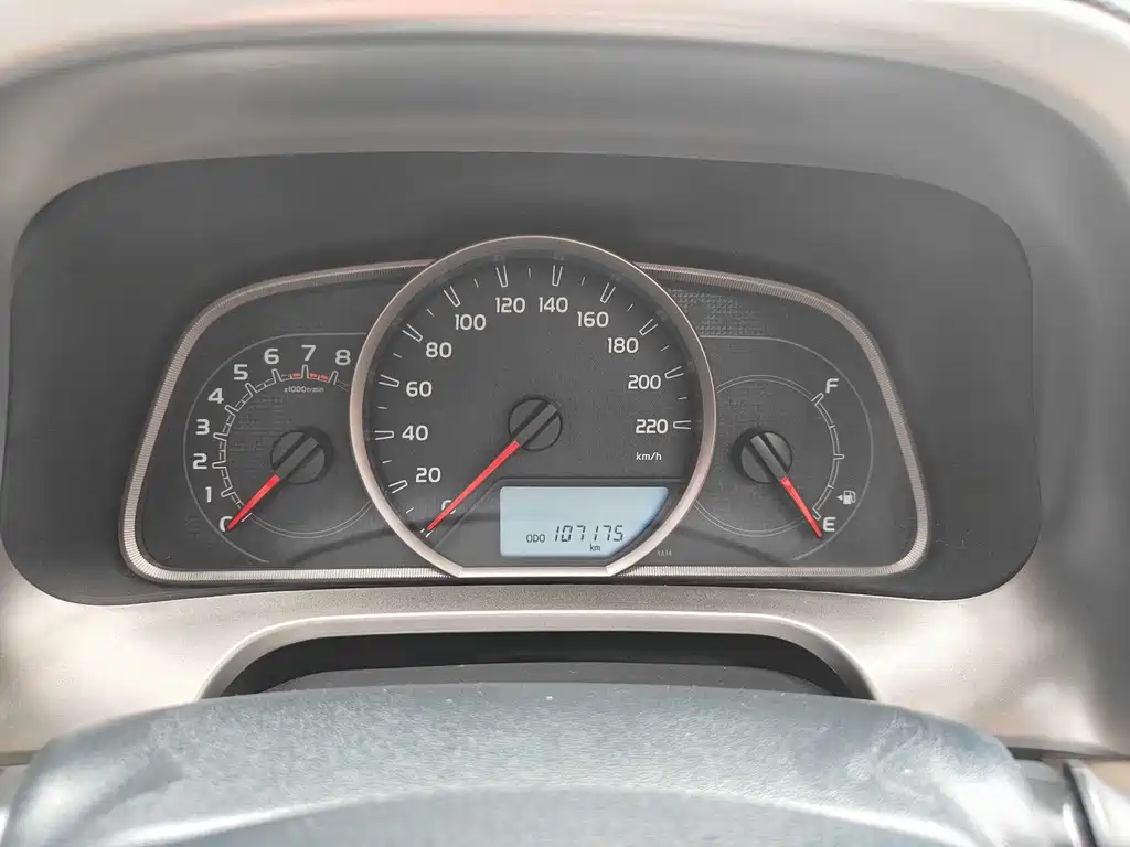 Toyota RAV4 — миниатюра 16
