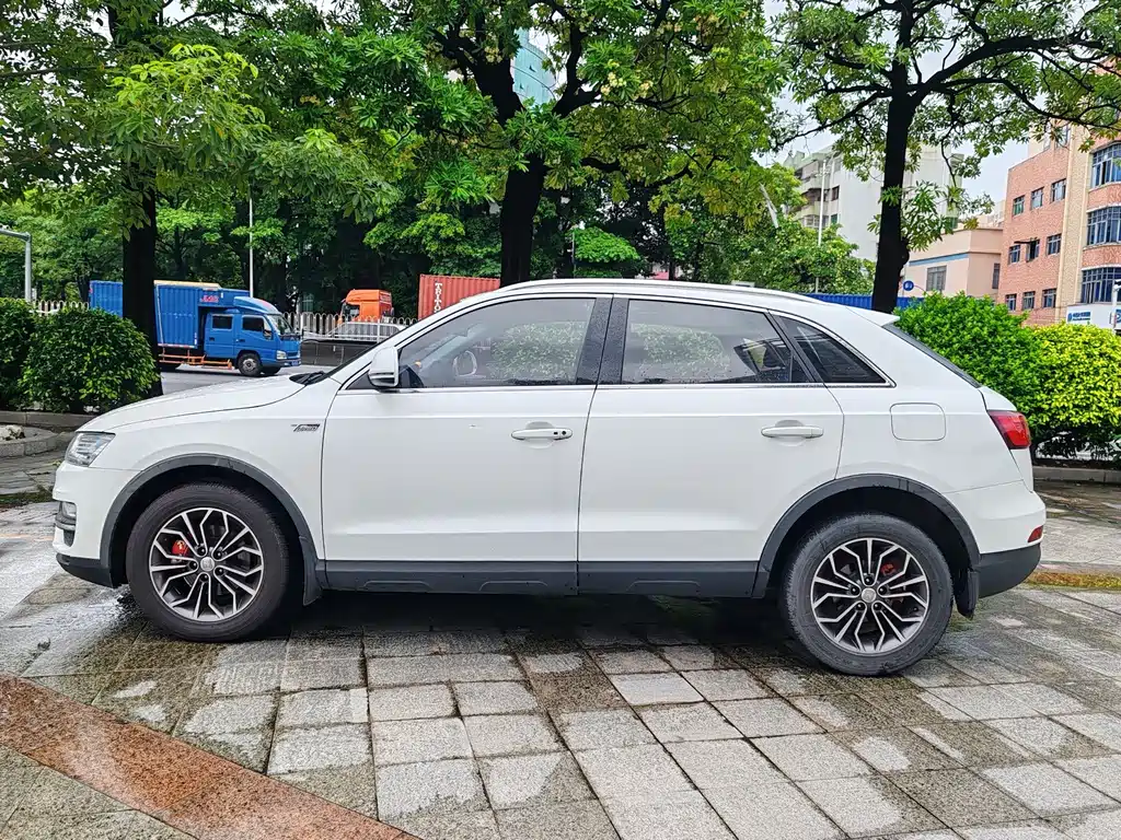 Zotye Zotye SR7 — миниатюра 4