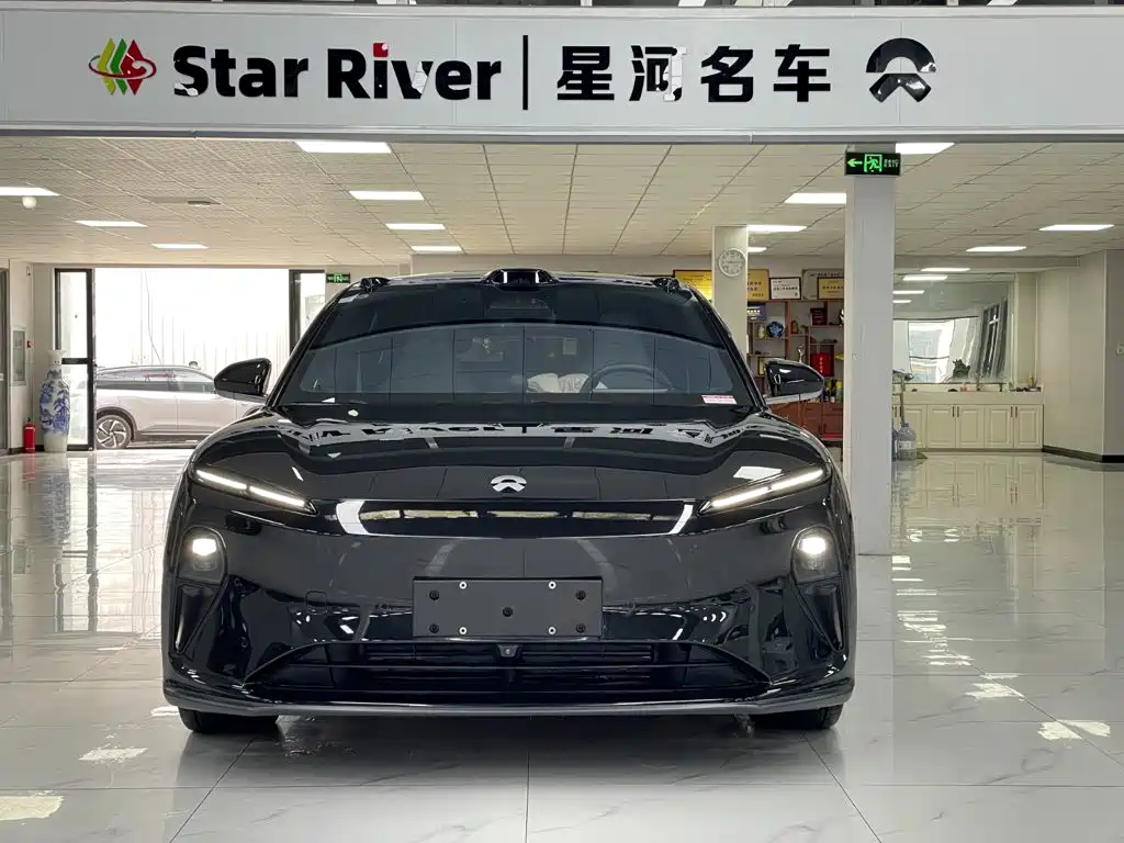 NIO ET5T — миниатюра 2
