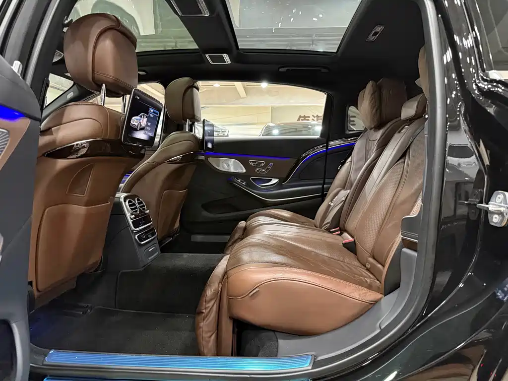 Mercedes-Benz S-Class — миниатюра 12