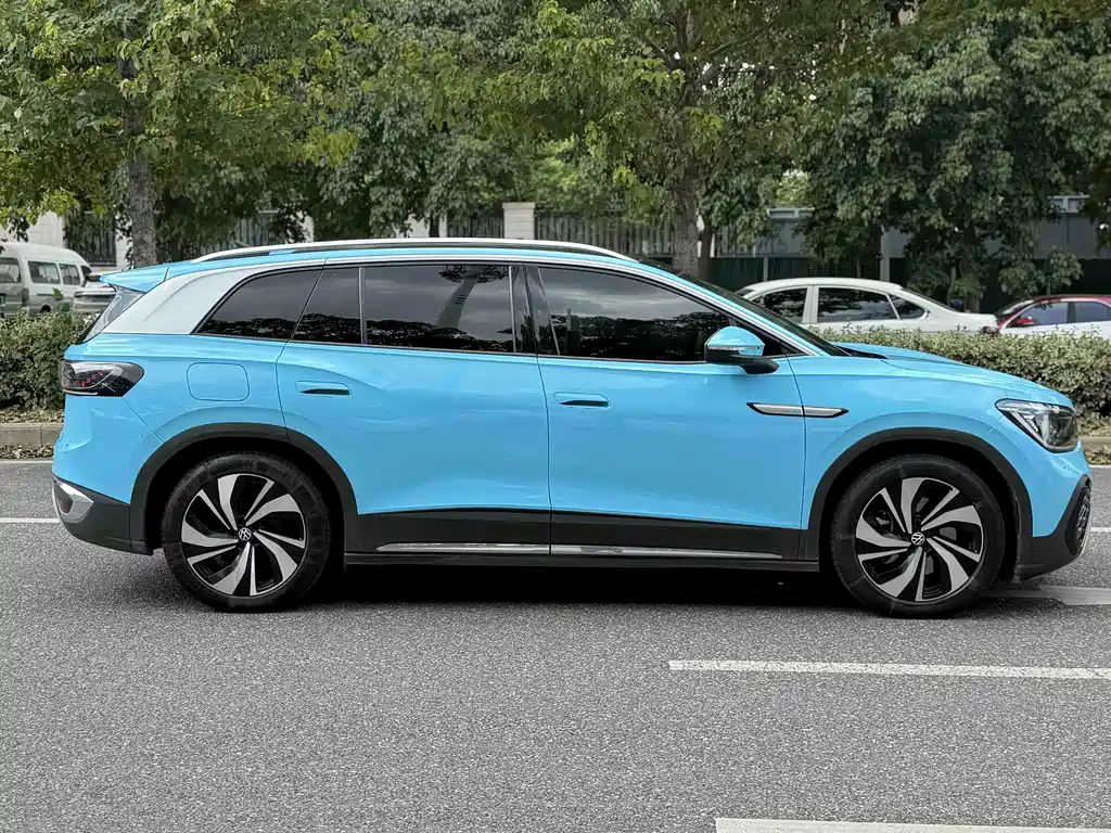Volkswagen ID.6 Crozz — миниатюра 9