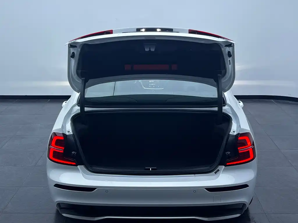 Volvo S60 — миниатюра 10