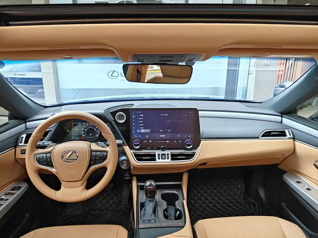 Lexus ES — миниатюра 6