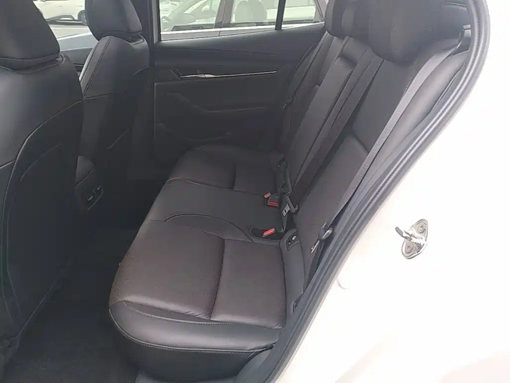 Mazda 3 Axela — миниатюра 17