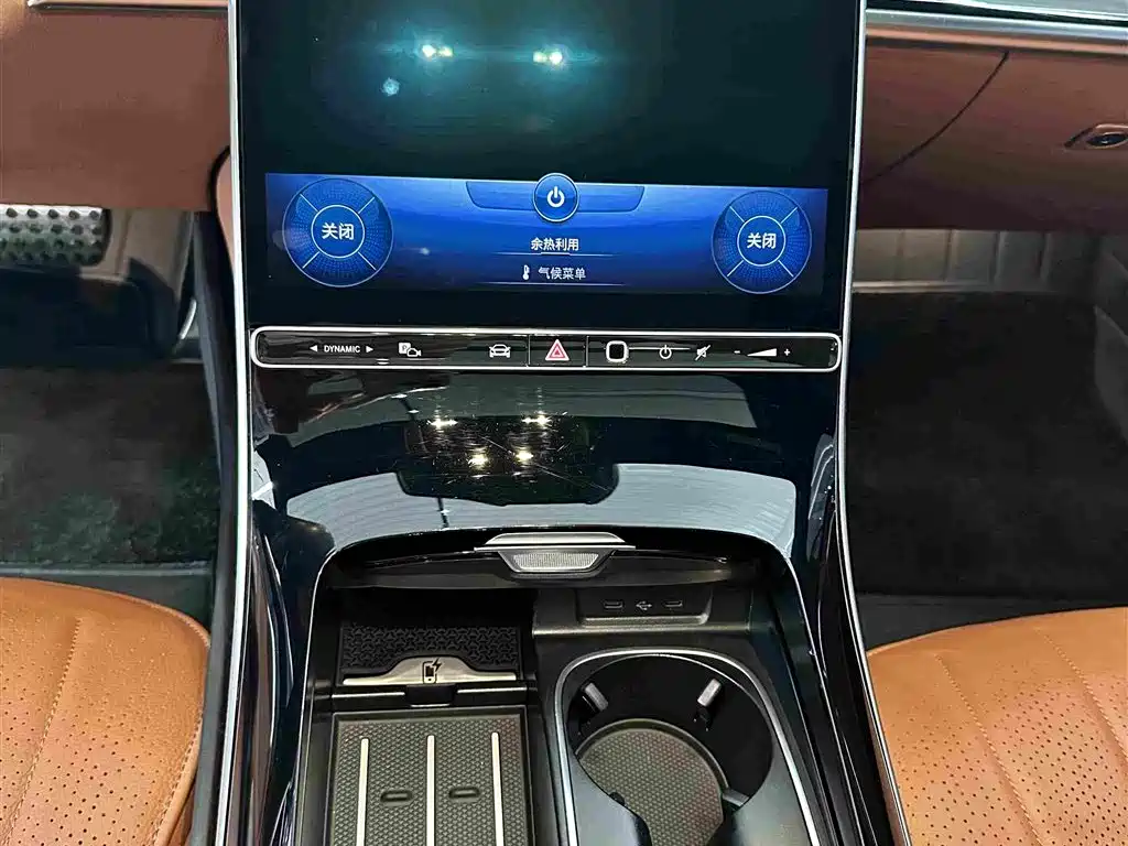 Mercedes-Benz S-Class — миниатюра 8