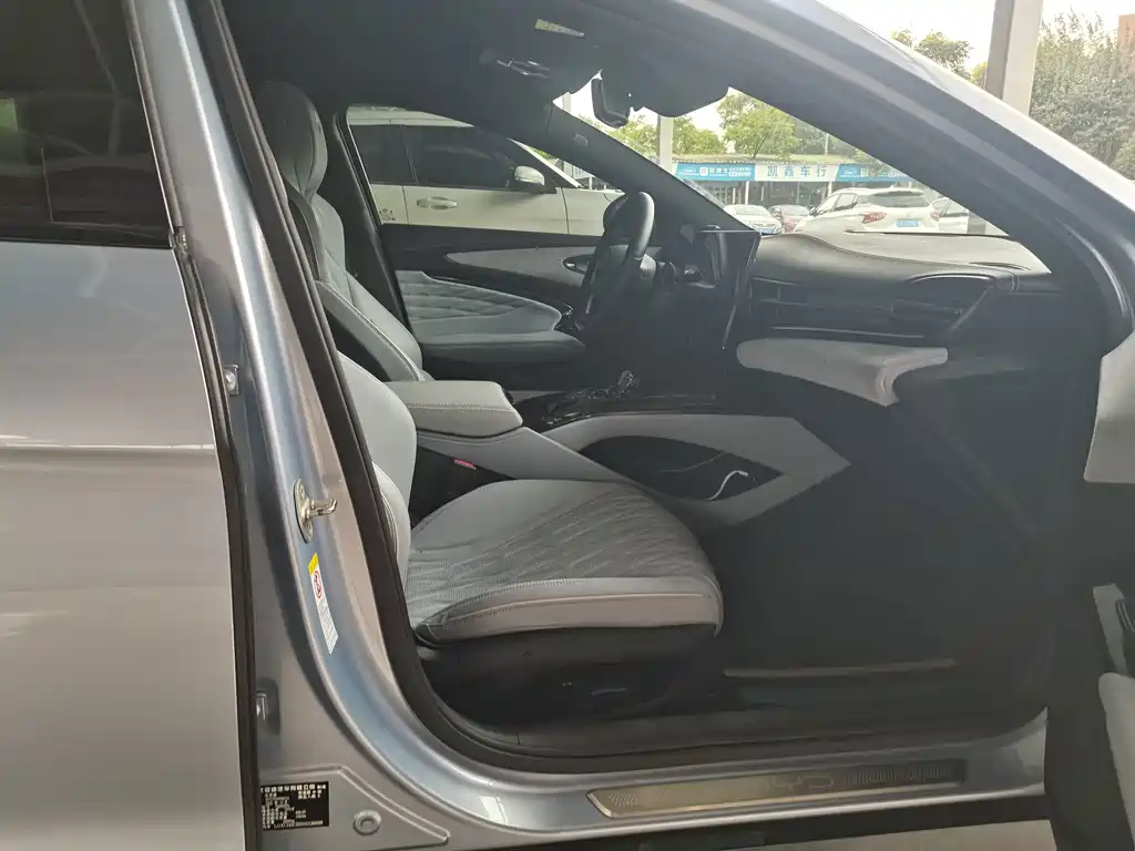 BYD Seal — миниатюра 6
