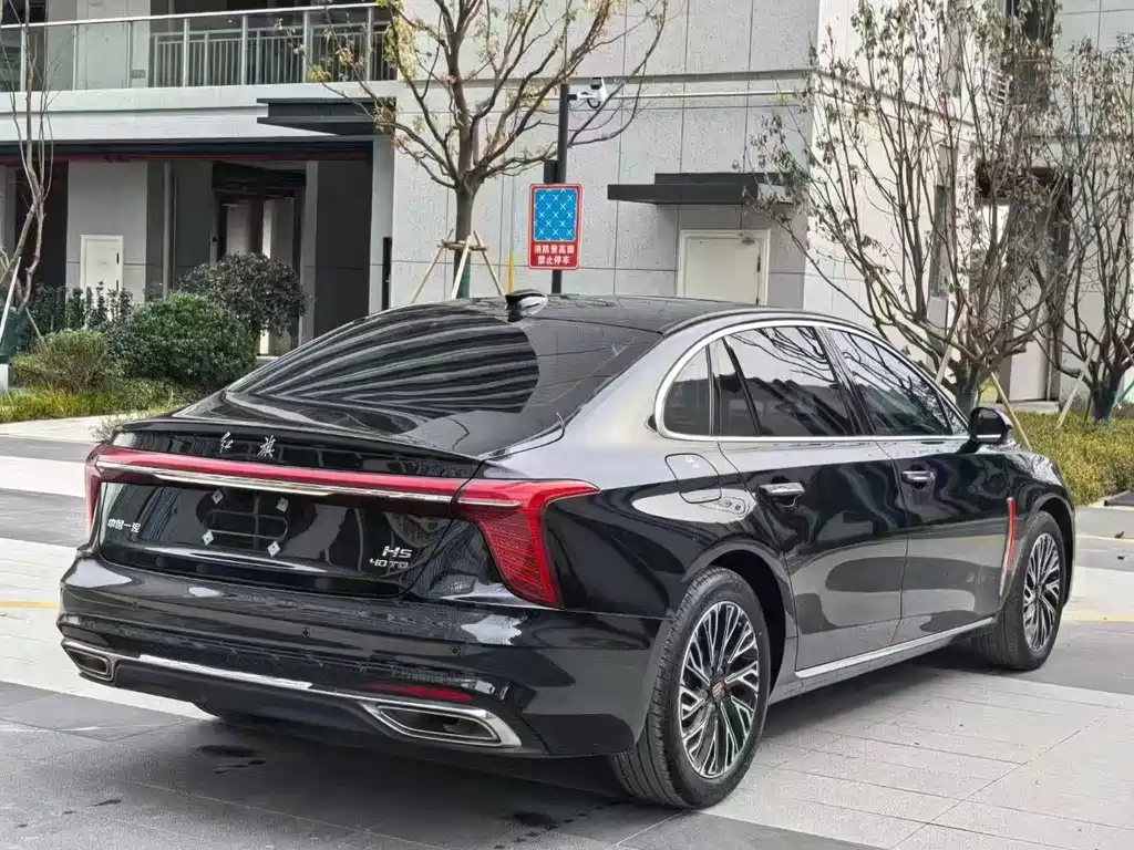 Hongqi Hongqi H5 — миниатюра 8