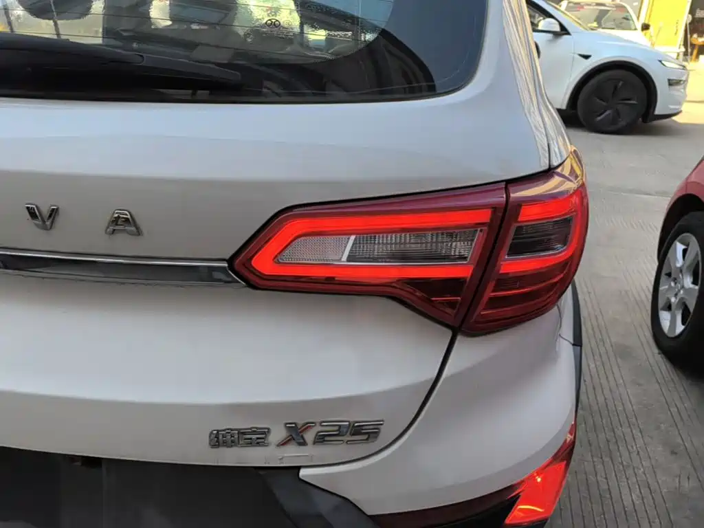BAIC Senova X25 — миниатюра 8