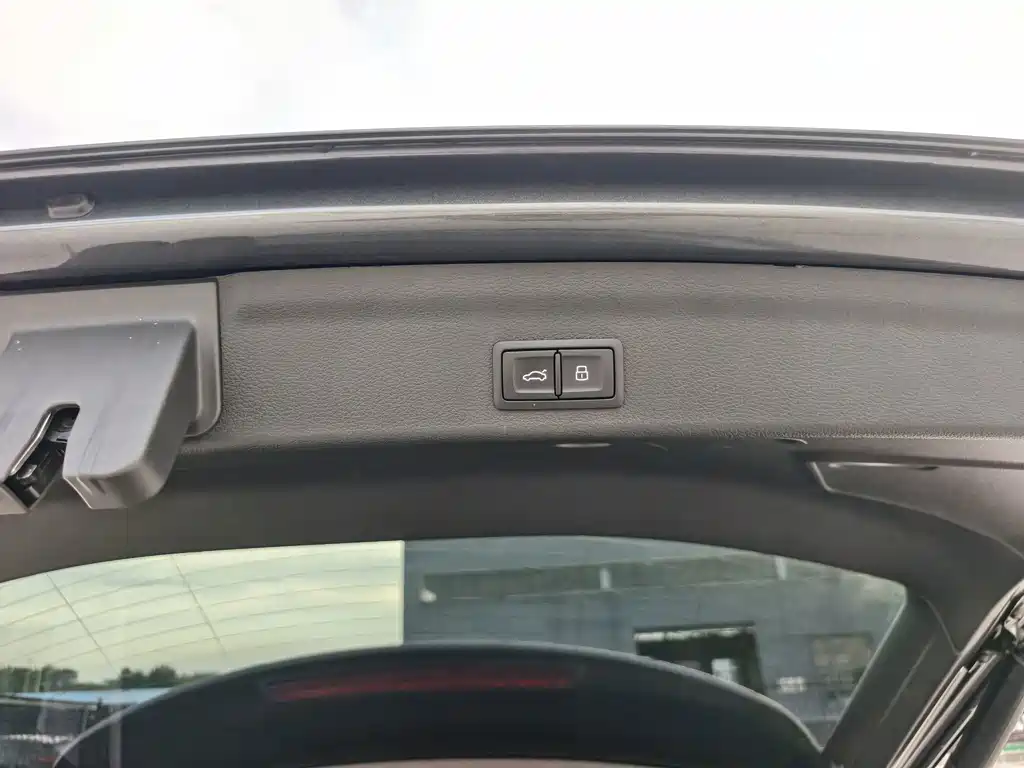 Audi Q3 — миниатюра 13