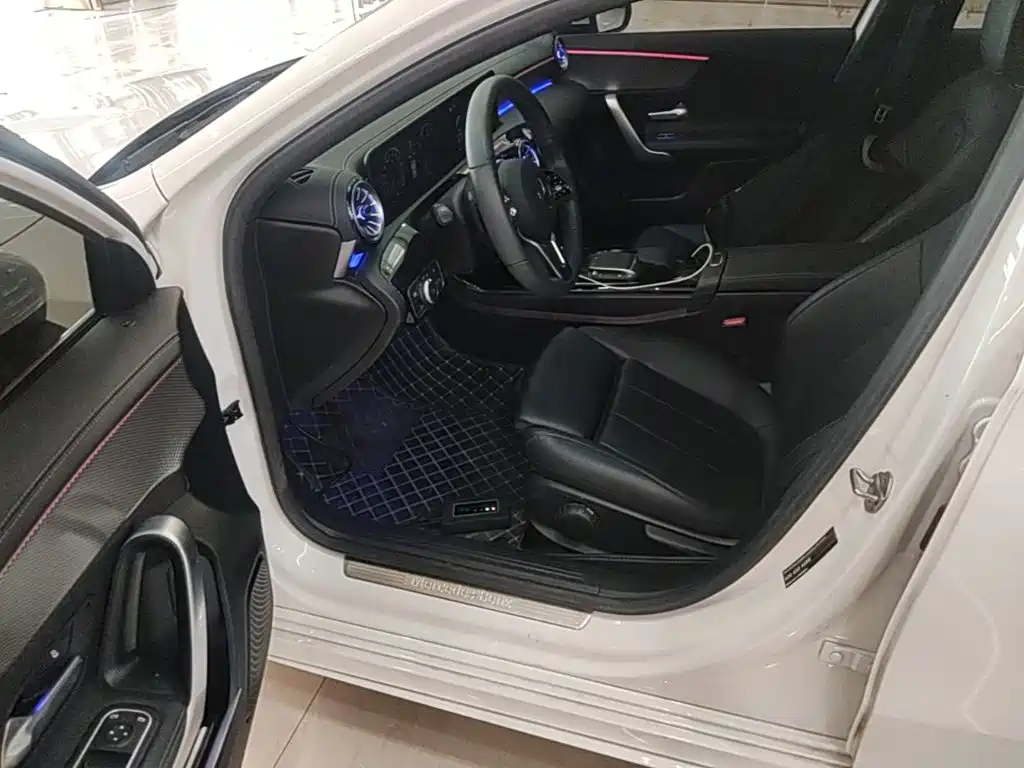 Mercedes-Benz A-Class — миниатюра 16