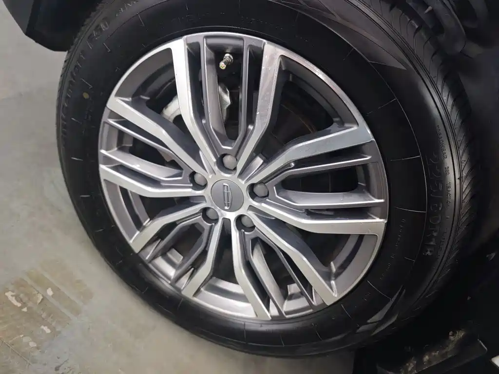 Geely Boyue — миниатюра 11