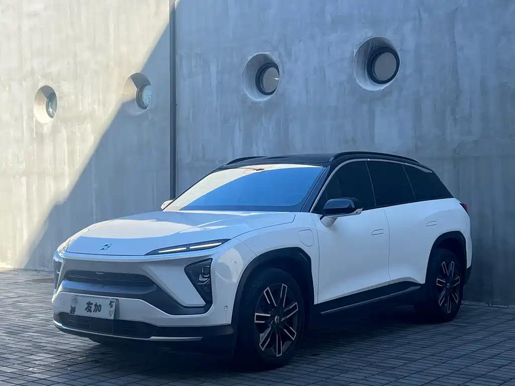NIO ES6
