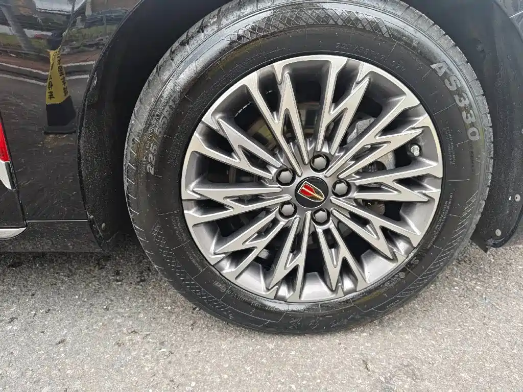 Hongqi Hongqi H5 — миниатюра 15