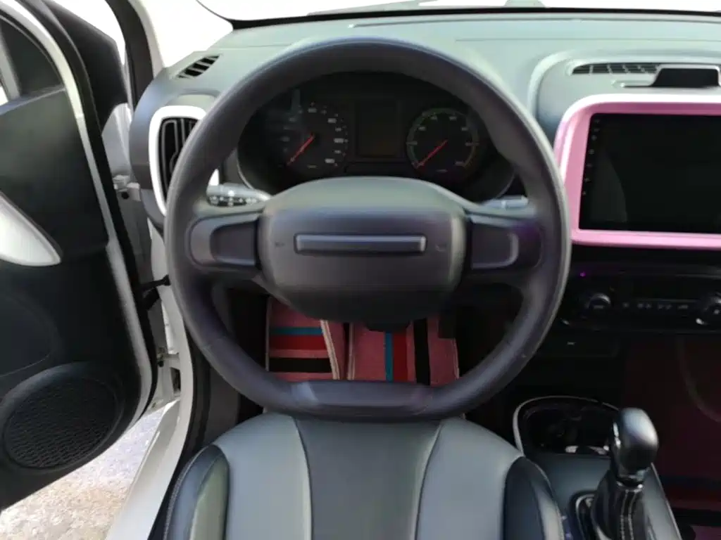 Roewe Clever — миниатюра 11