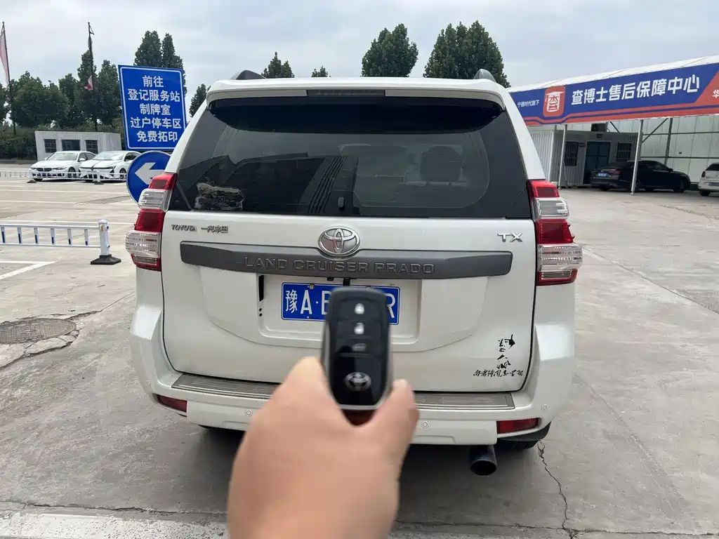 Toyota Prado — миниатюра 4