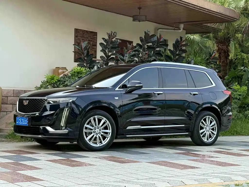 Cadillac XT6 2021