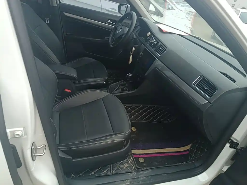 Volkswagen Lavida — миниатюра 25