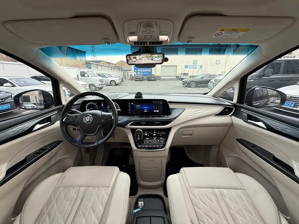 Buick GL8 — миниатюра 4