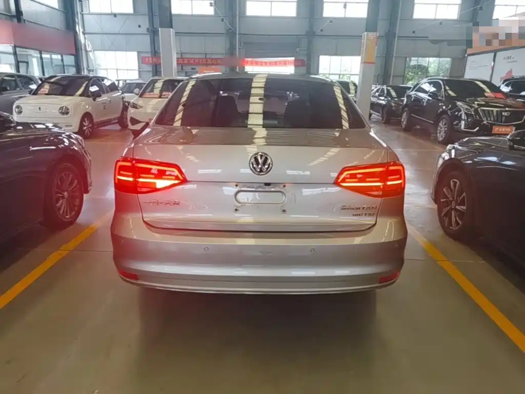 Volkswagen Sagitar — миниатюра 6