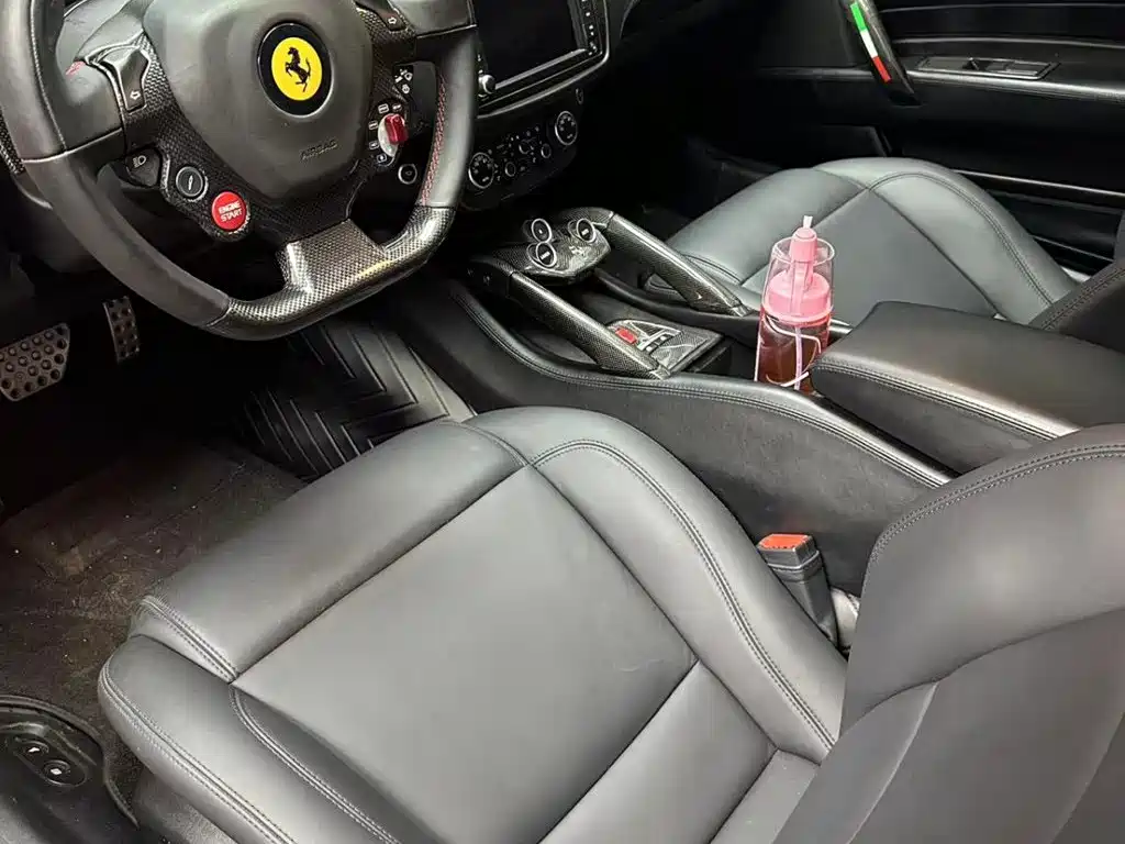 Ferrari FF — миниатюра 3