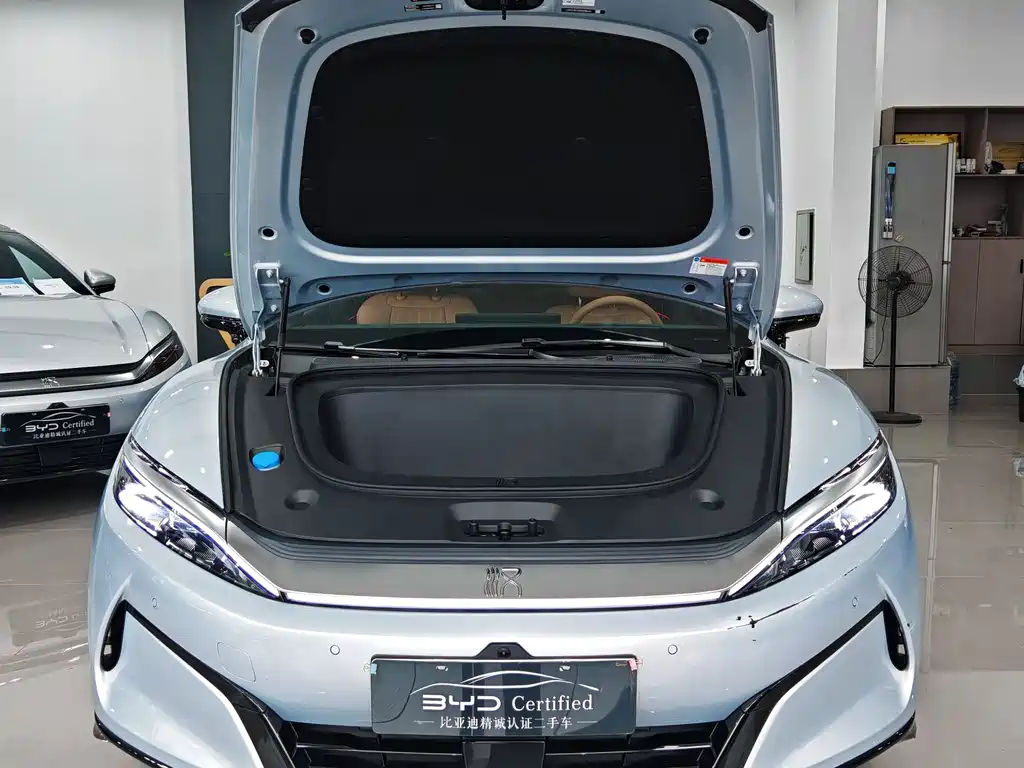 BYD Han L 2025 EV Flagship