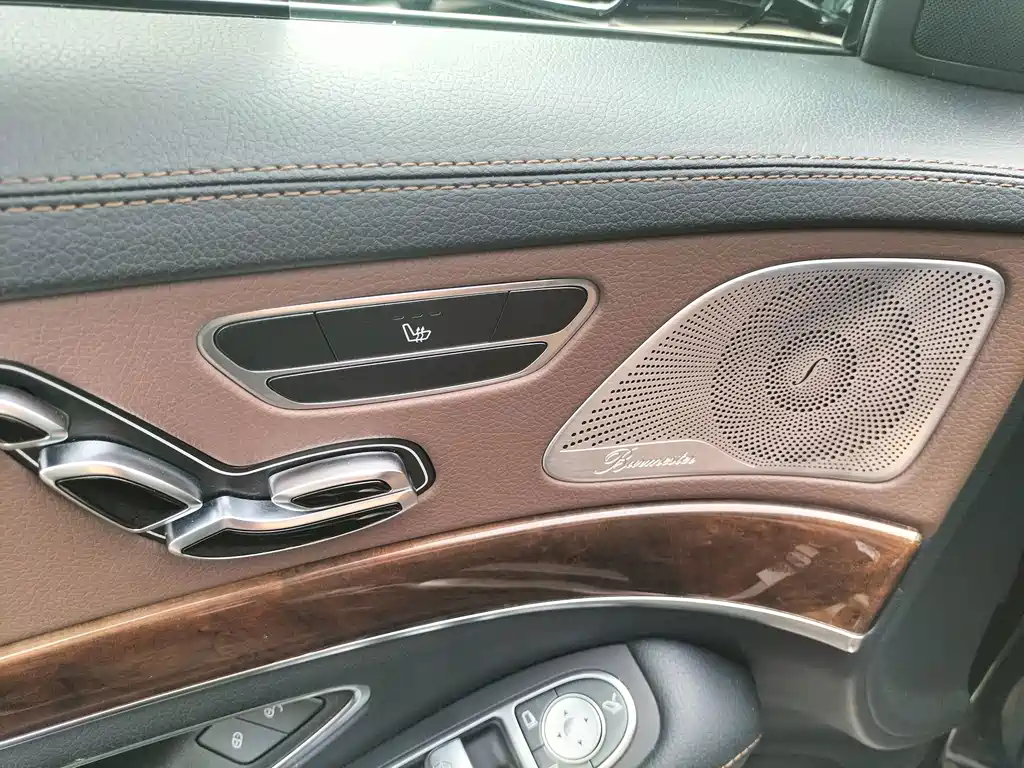 Mercedes-Benz S-Class — миниатюра 14