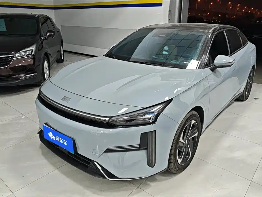 GEELY GALAXY GALAXY L6