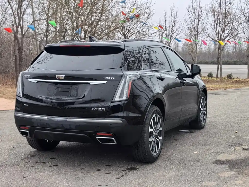 CADILLAC XT5
