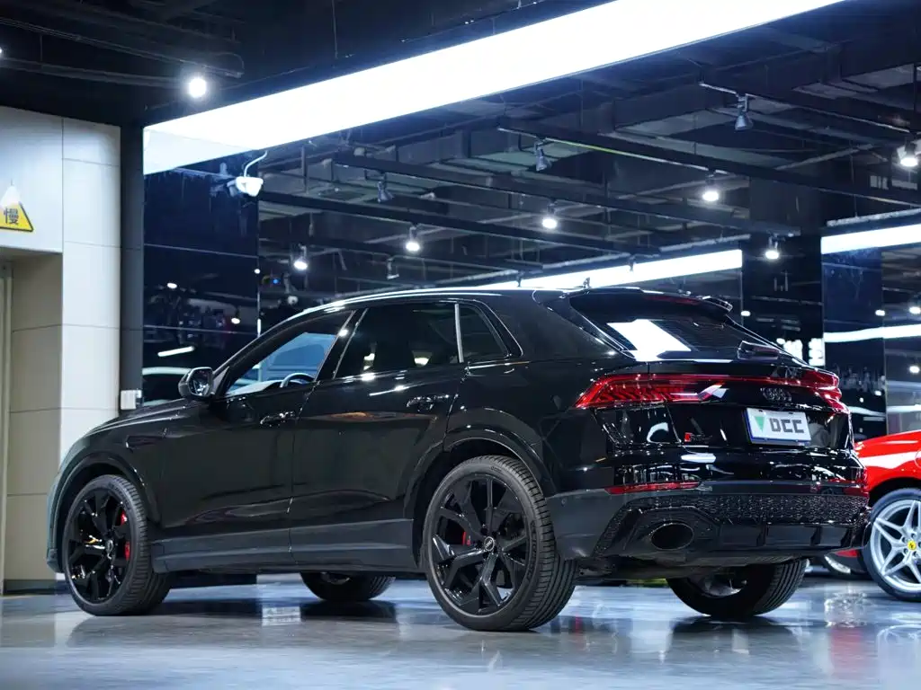 Audi RS Q8 — миниатюра 7