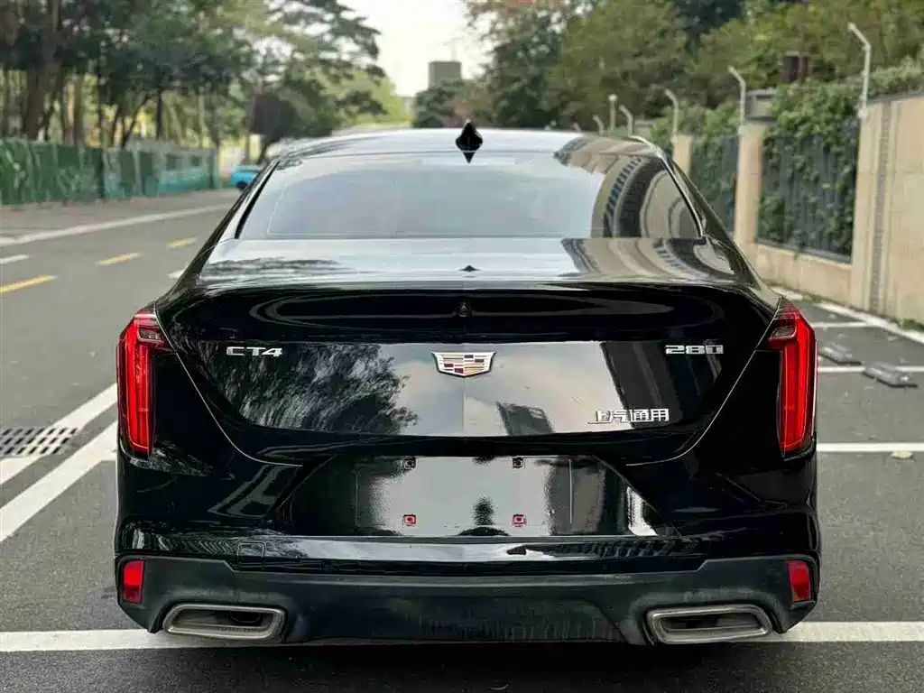 CADILLAC CT4