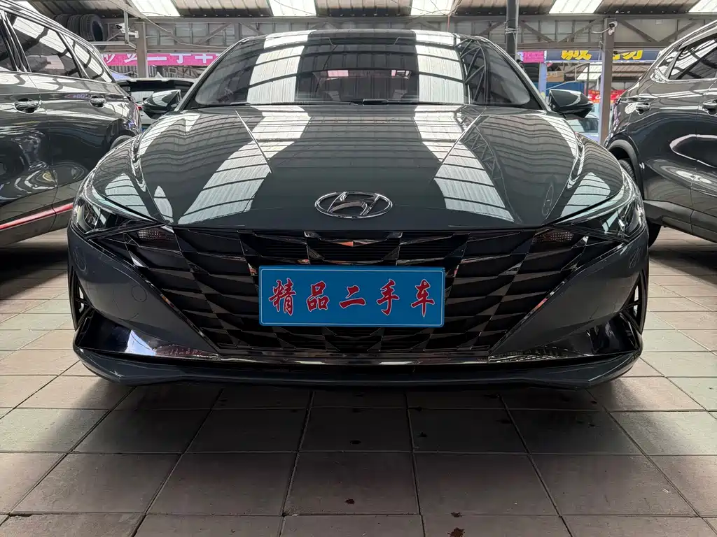 Hyundai Elantra — миниатюра 2