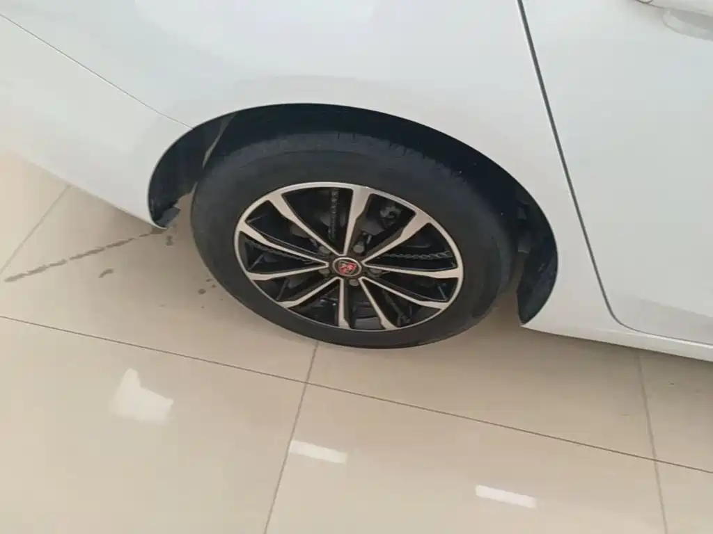 Roewe i5 — миниатюра 23