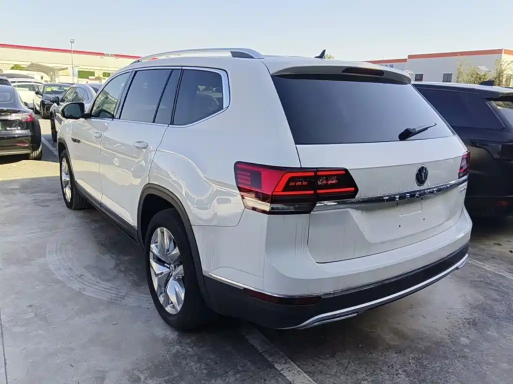 Volkswagen Teramont — миниатюра 5