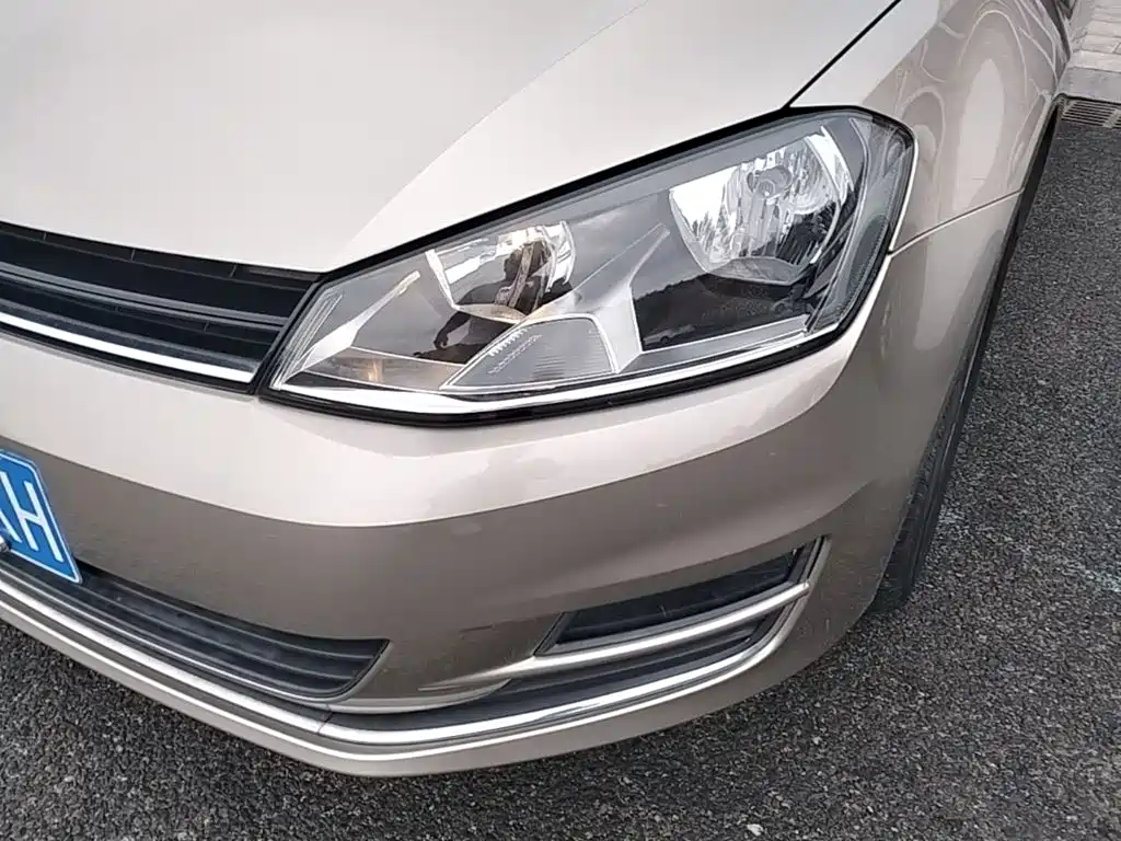 Volkswagen Golf — миниатюра 24