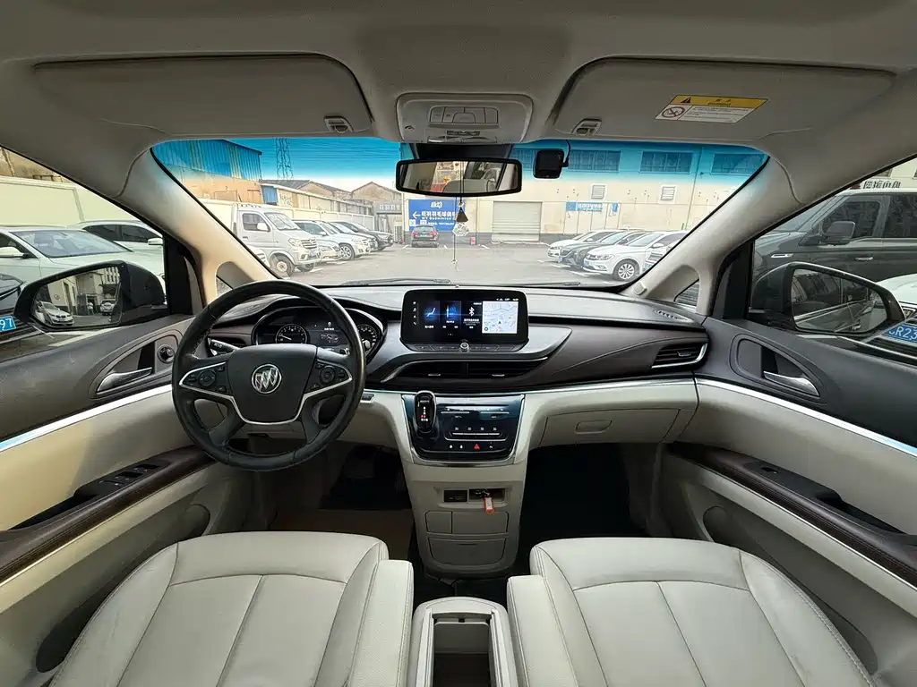 Buick GL8 — миниатюра 4