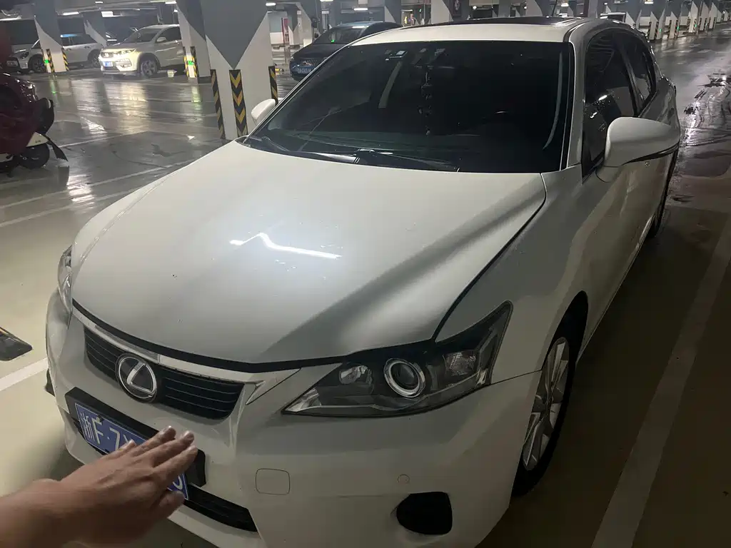 Lexus CT