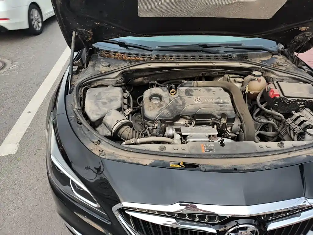 Buick LaCrosse — миниатюра 21