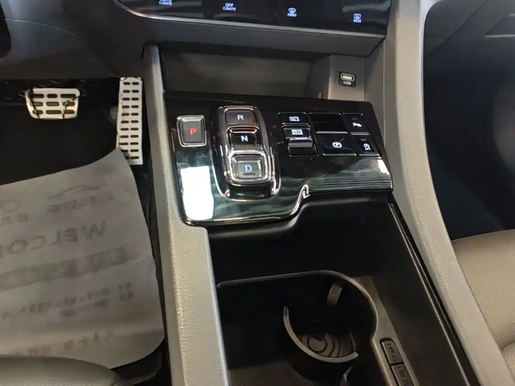 Hyundai Sonata — миниатюра 14