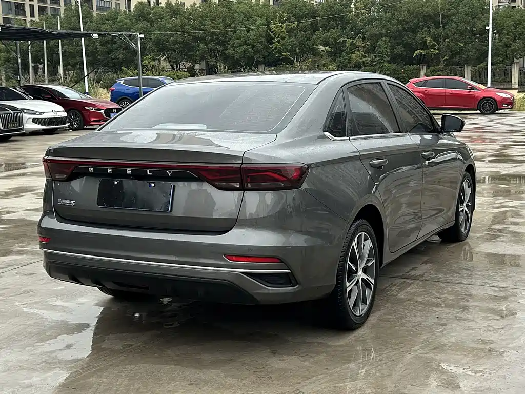 Geely Emgrand — миниатюра 4