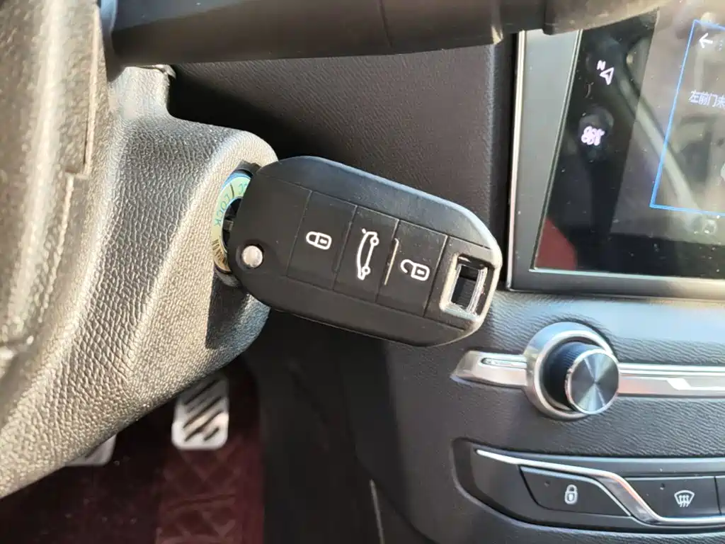 Peugeot 408 — миниатюра 9