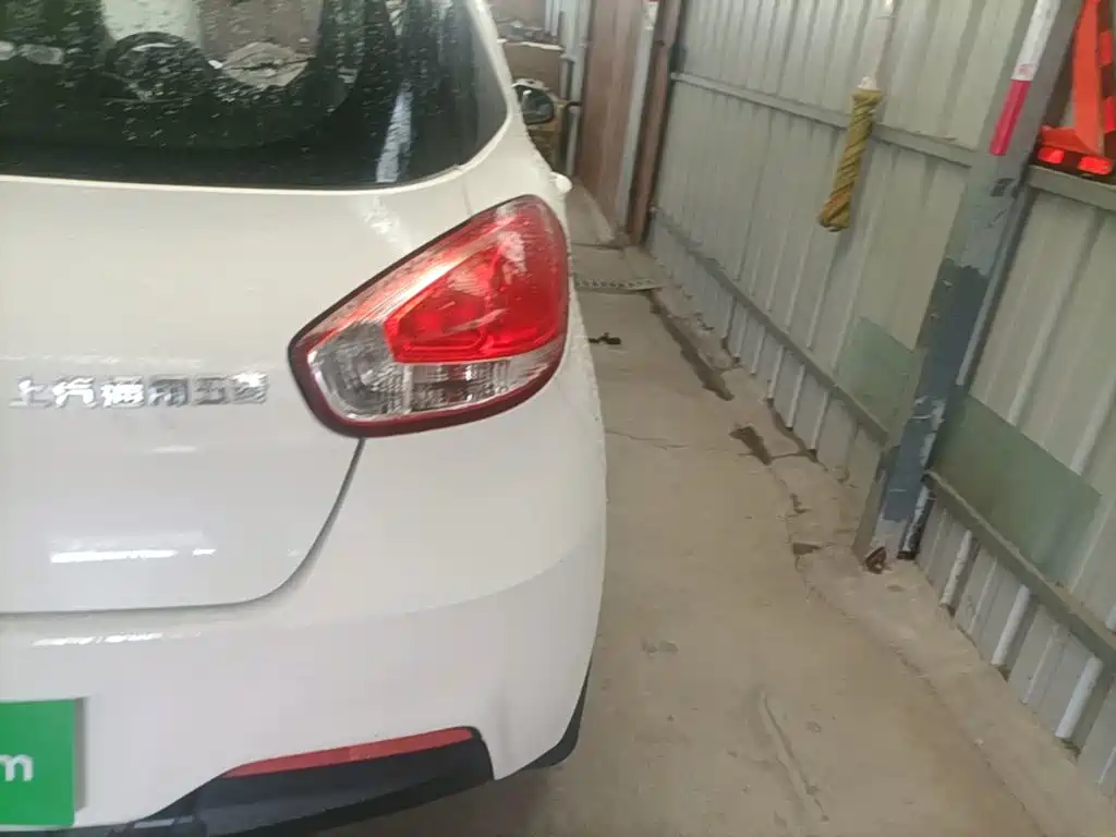 Baojun 310 — миниатюра 8