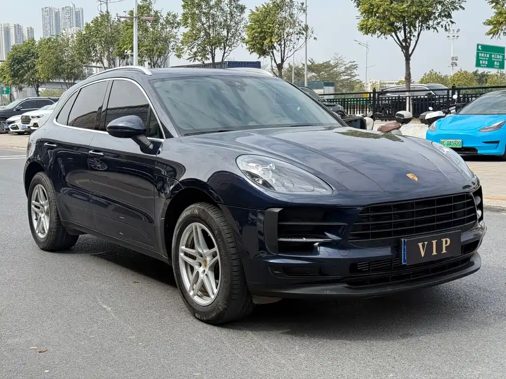 Porsche Macan — миниатюра 3