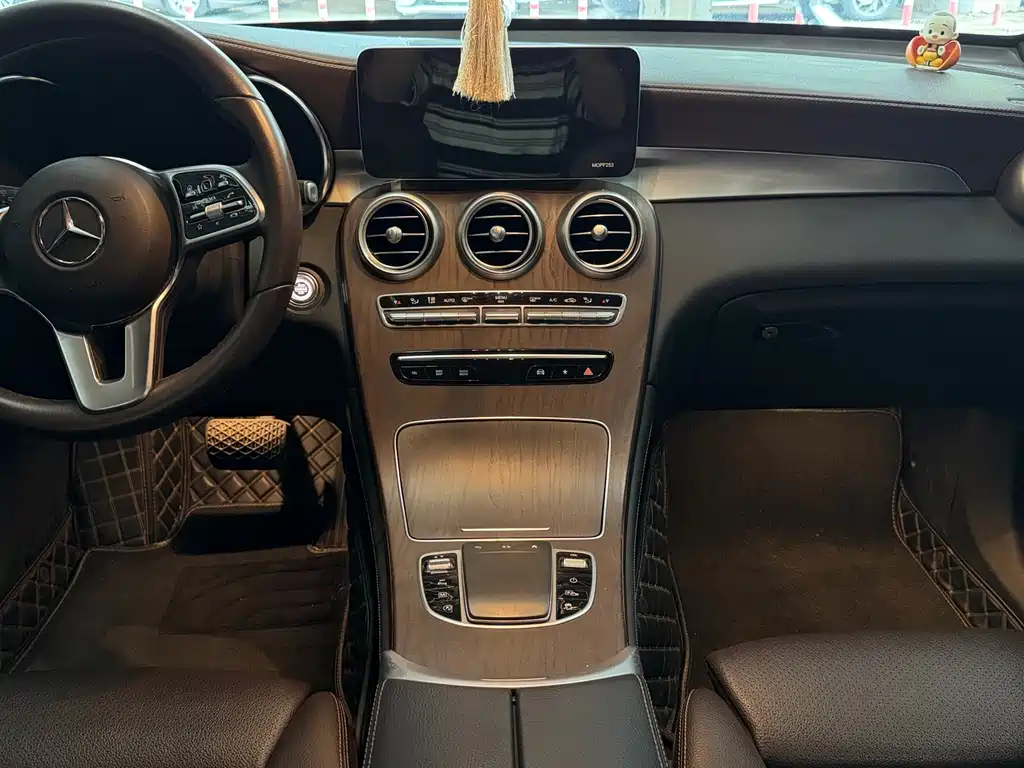 Mercedes-Benz GLC — миниатюра 15