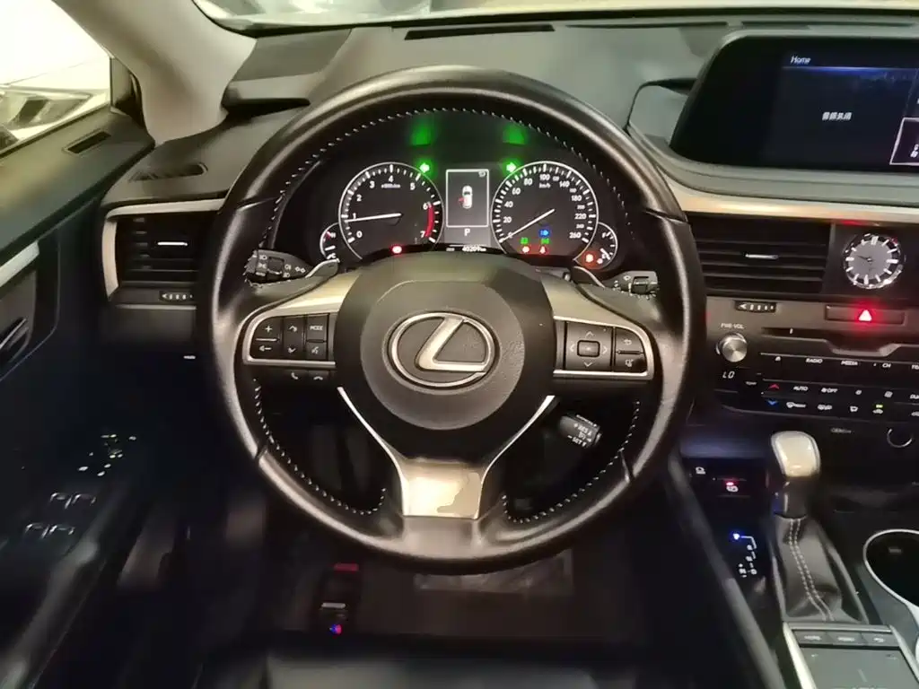 Lexus RX — миниатюра 11