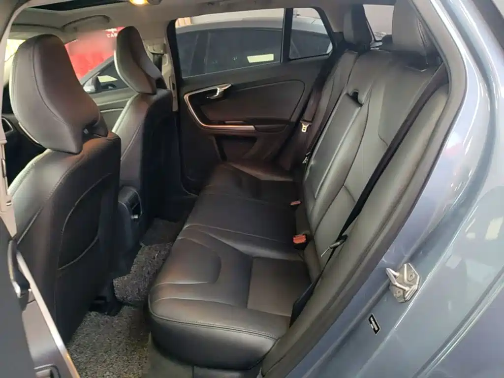 Volvo V60 — миниатюра 17