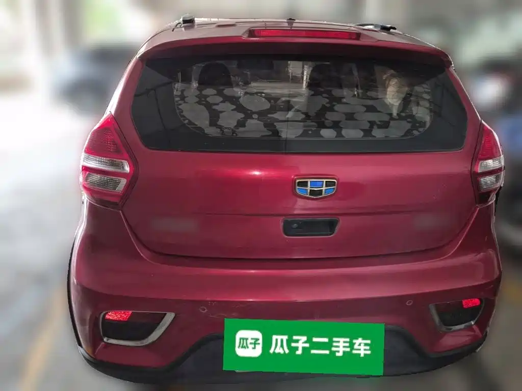 Geely Vision X1 — миниатюра 3