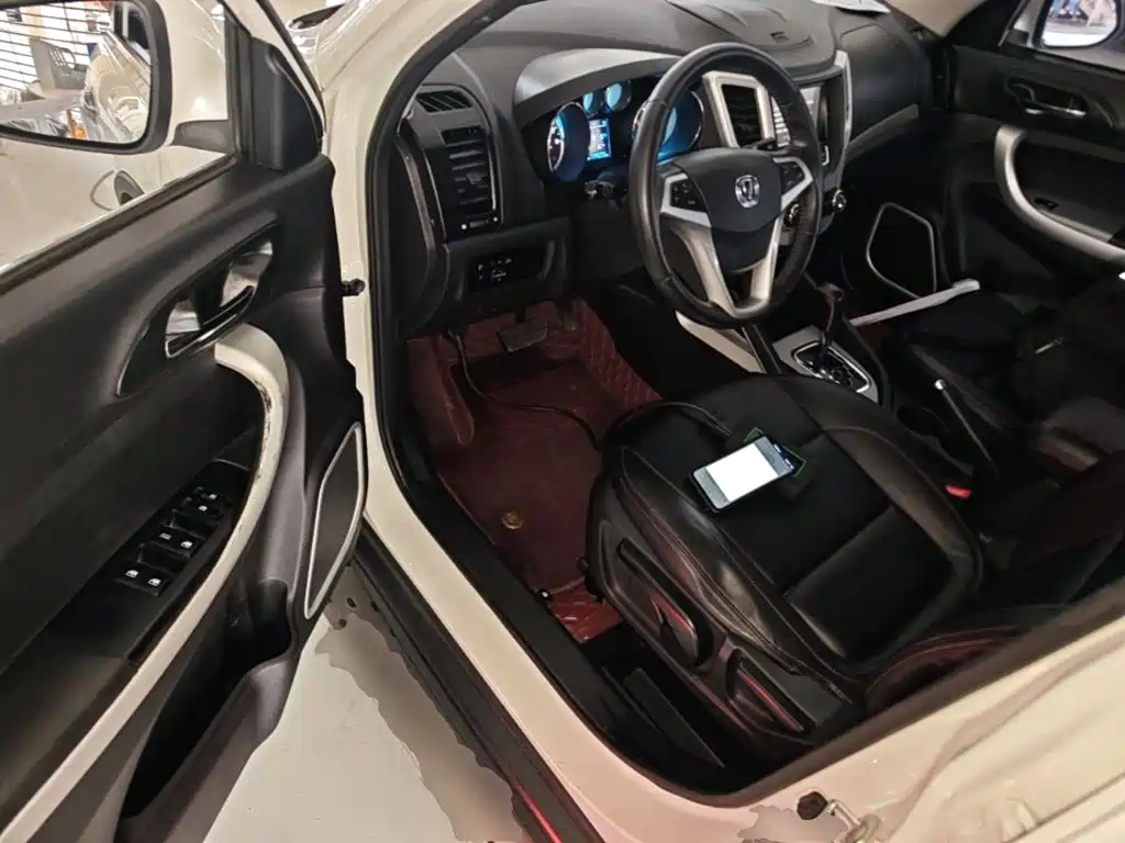 Changan CS35 — миниатюра 16