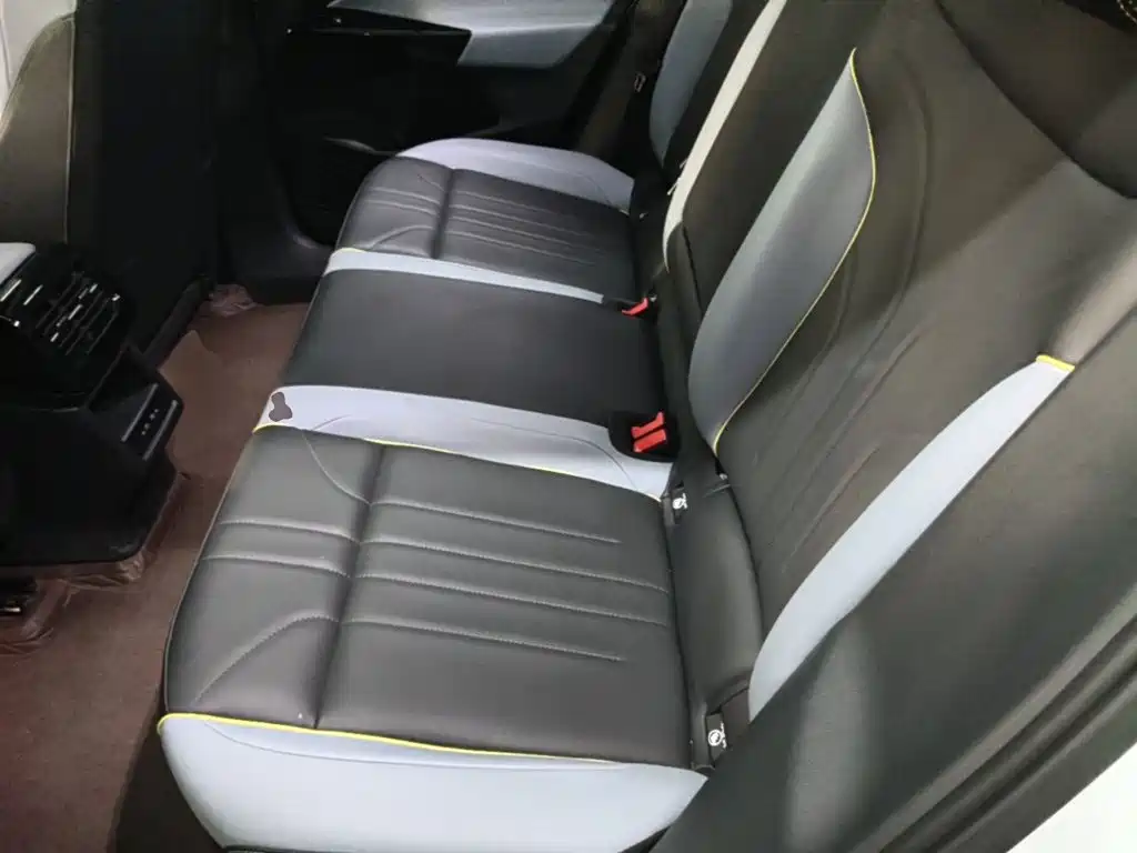 Volkswagen ID.4 X — миниатюра 17