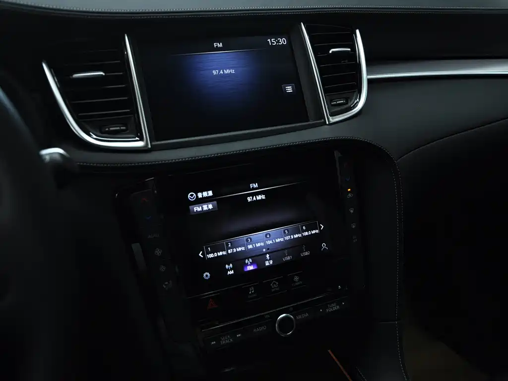 Infiniti QX50 — миниатюра 10